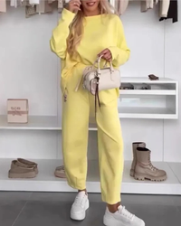 Amarelo