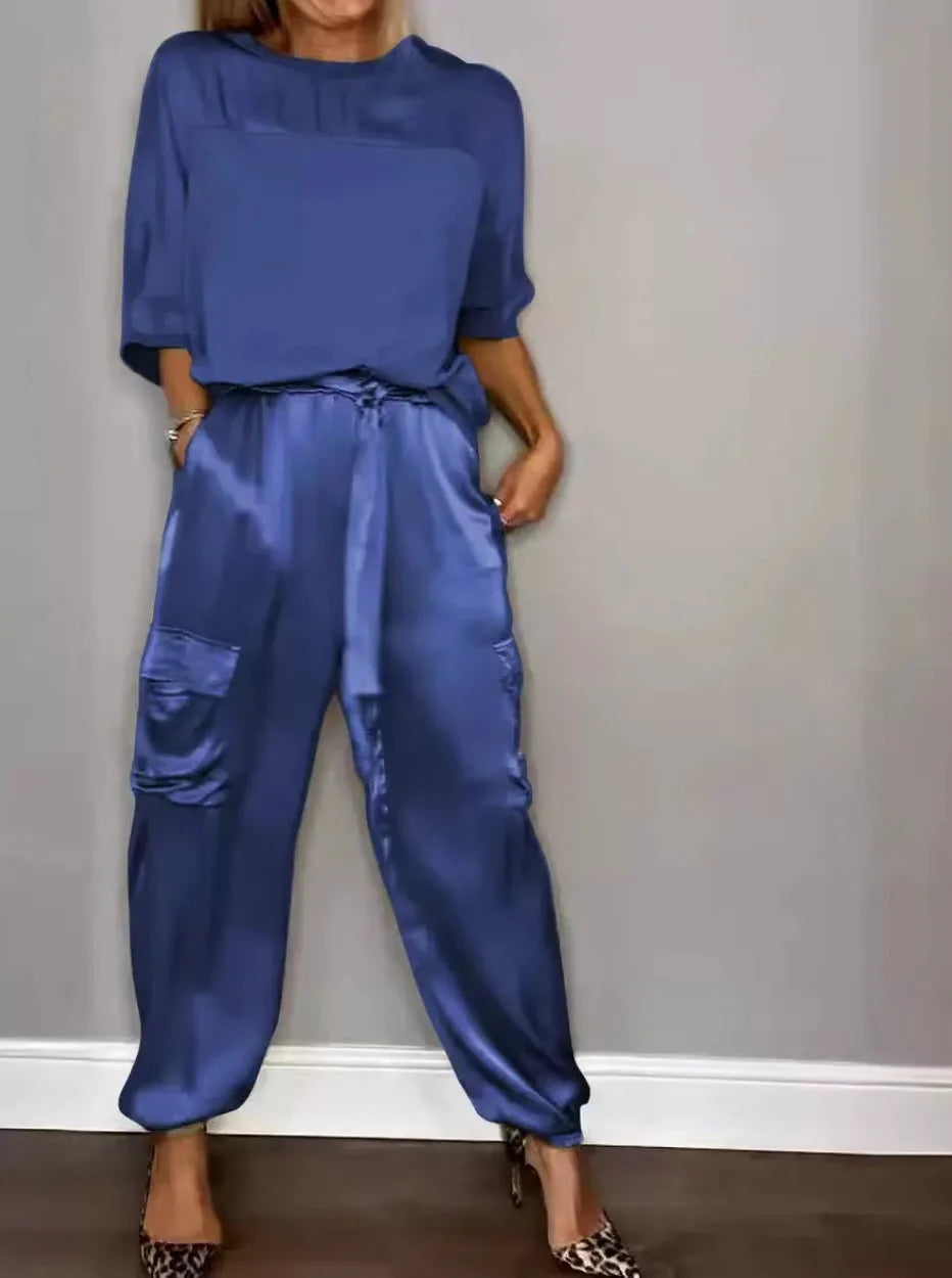 Conjunto Valeria - O puro cetim mais amado pelas trendsetters europeias