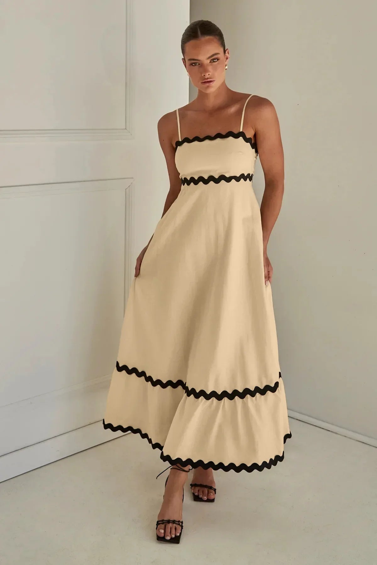 Vestido Joice - Em alta do Verão Europeu (preferido das blogueiras)