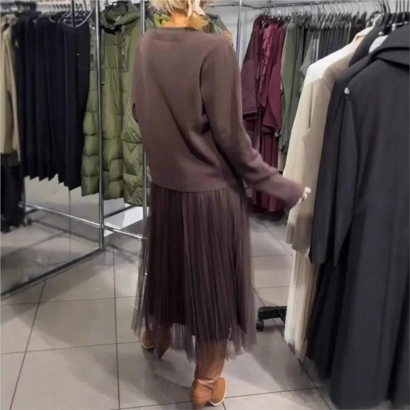 Conjunto Brenda - Vestido + suéter perfeito para o outono inverno 2026 (tendência americana)